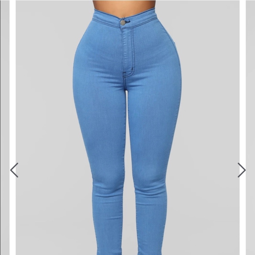 Fashion nova jeans 😍😍😍